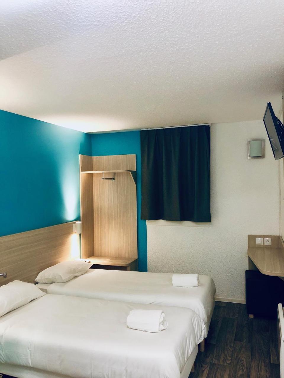 Hotel Du Stade Ex Kyriad Direct Lille Est Stade Pierre Mauroy Villeneuve-d'Ascq Dış mekan fotoğraf